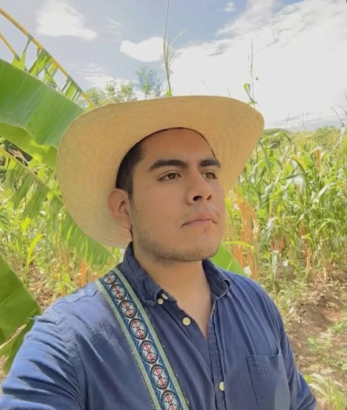 Selfie portrait in a Mexican cornfield - the facial likeness source for Illusion Diffusion